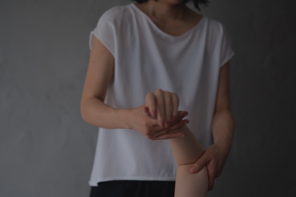 エサレン®️マッサージの際の手の施術